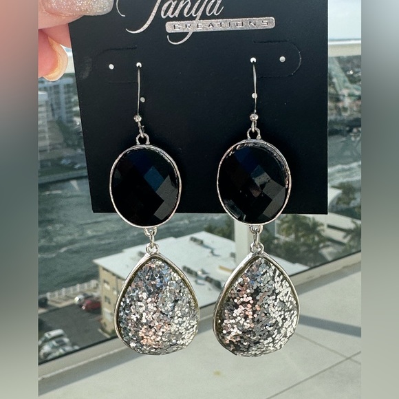 High-End Department Store Designer One of Kind Statement Earrings - Picture 6 of 8